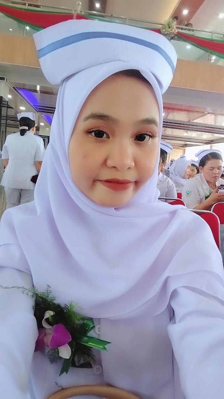 Febri Tri Ayu Sari, S.Keb.